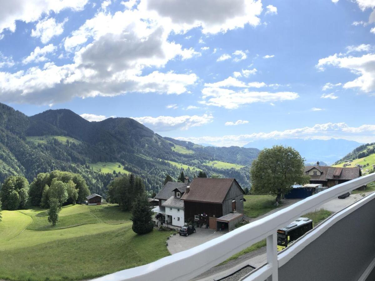 Walli Laterns - Ski Und Bergvergnuegen Direkt Vor Der Haustuer Luaran gambar