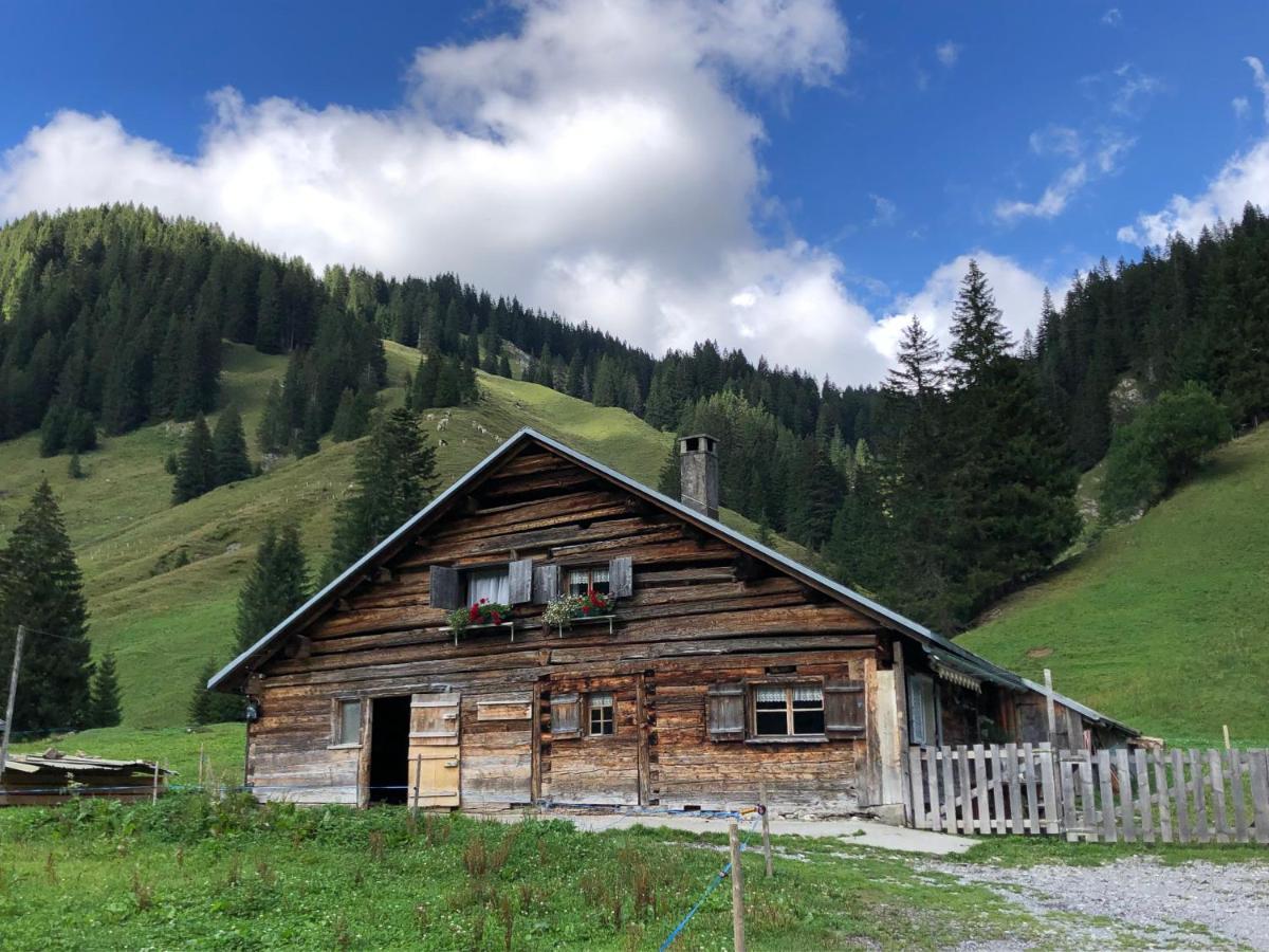 Walli Laterns - Ski Und Bergvergnuegen Direkt Vor Der Haustuer Luaran gambar